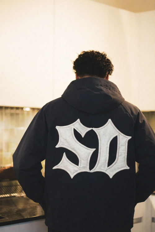Veste Summit Division